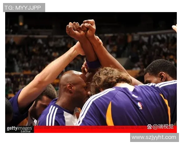 广州篮球队配合引发热议球迷对战术执行和球员默契提出不同看法